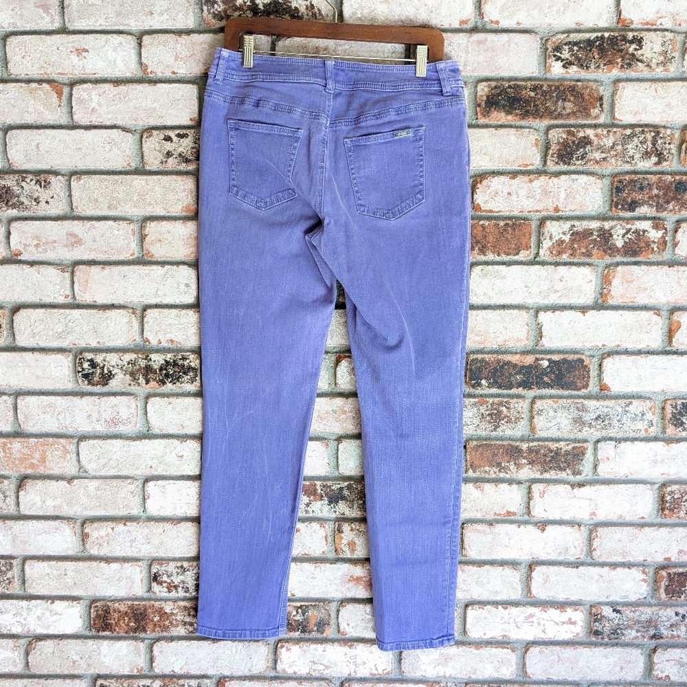 💐 Chico's Lavender Tapered Jeans Purple So Slimming Size 1 Medium 8 - Picture 6 of 8